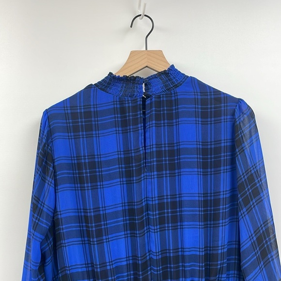 Torrid Tartan Plaid Crinkle Chiffon Smock Neck Ruffle Tiered Blouse Blue 1X - Picture 7 of 12